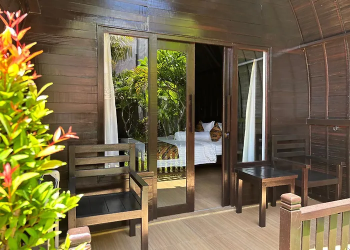 Lumbung Sari - Tropical Balinese Experience فيلة تْشانغو