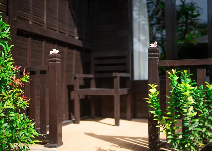 Lumbung Sari - Tropical Balinese Experience فيلة تْشانغو